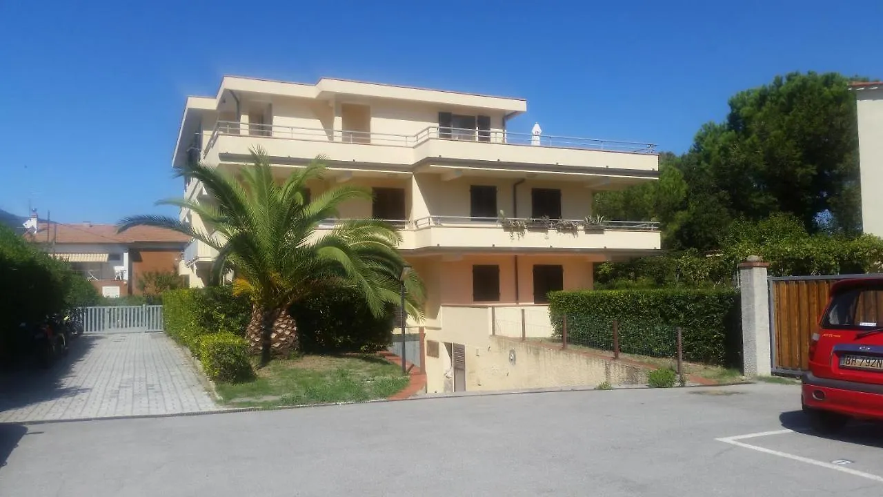 Appartamento A Marina Di Campo Italy